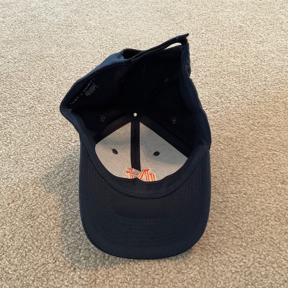north carolina baseball cap, NC logo, like new condition main image 4